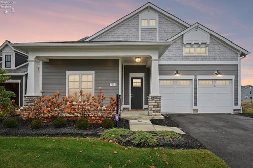 7515 Steeplechase Ln, New Albany, OH, 43054-3601 | Card Image