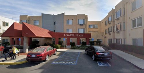 500 R St, Bakersfield, CA, 93304-0900 | Card Image