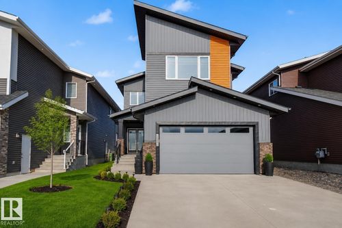 635 42 St Sw, Edmonton, AB, T6X2J2 | Card Image