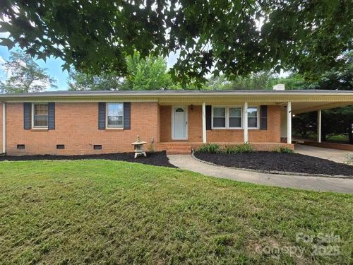 1579 S Oak Dr, Shelby, NC, 28150-3208 | Card Image