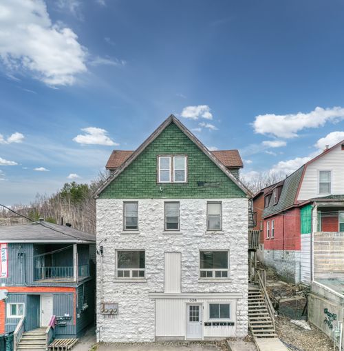 328 Melvin Ave, Sudbury, ON, P3C4X3 | Card Image
