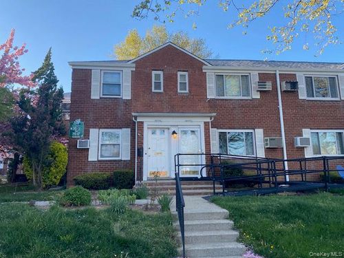 c-2-245-21 Union Turnpike, New York, NY, 11426 | Card Image