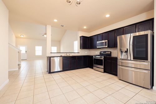 2653 Lonesome Creek Trl, New Braunfels, TX, 78130-4116 | Card Image