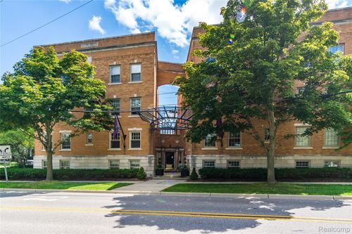 327 Southfield Rd, Birmingham, MI, 48009-1670 | Card Image