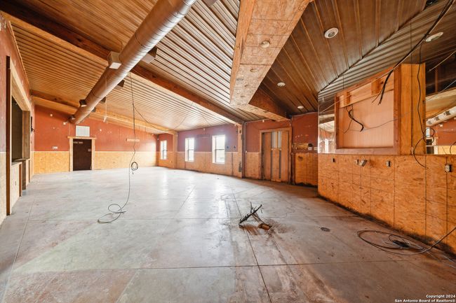 410 S Interstate 35, Home with 0 bedrooms, 0 bathrooms and null parking in Pearsall TX | Image 25
