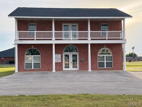 715 Speciality Dr, Dexter, MO, 63841-2718 | Card Image