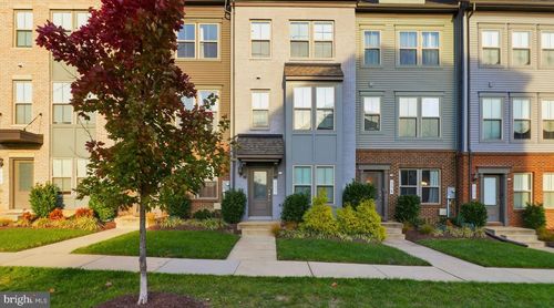 237 Phoenix Dr, UPPER MARLBORO, MD, 20774-1066 | Card Image