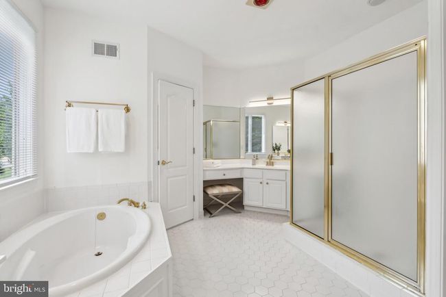 8109 Crooked Oaks Ct, House other with 4 bedrooms, 5 bathrooms and null parking in GAINESVILLE VA | Image 28