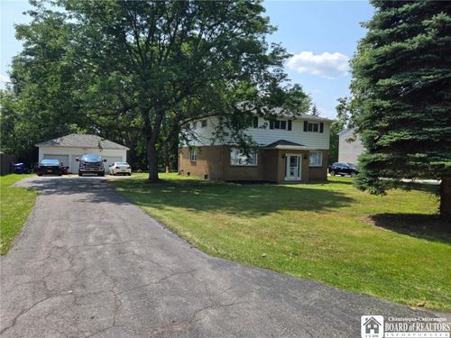 4269 Clinton St, West Seneca, NY, 14224-1605 | Card Image