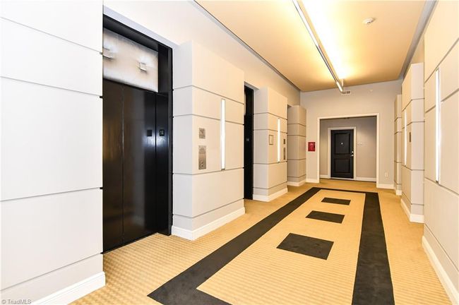 STE-310 - 201 N Elm St, House other with 1 bedrooms, 1 bathrooms and null parking in Greensboro NC | Image 25