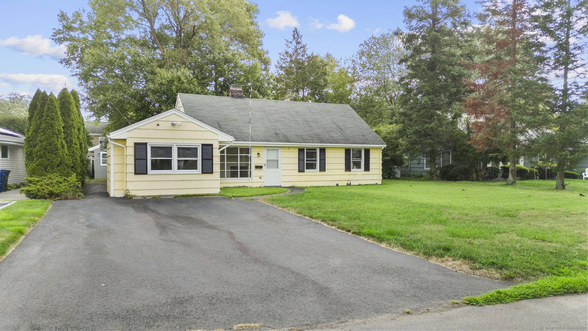 Assisi Way, Norwalk, CT 06851