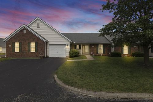 1104 Arbor Oaks Ln, Galloway, OH, 43119-8508 | Card Image