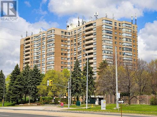 312-7601 Bathurst Street, Vaughan (Crestwood-Springfarm-Yorkhill), ON, L4J4H5 | Card Image