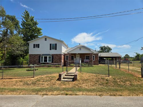 1407 Cedar St, Bristow, OK, 74010-3941 | Card Image
