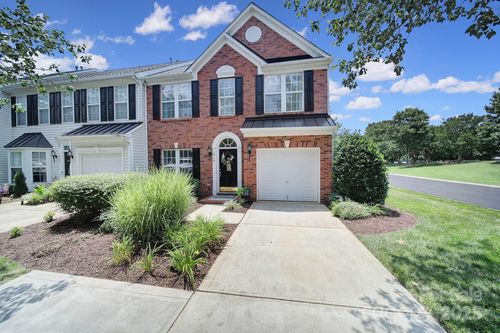 918 Kite Dr, Fort Mill, SC, 29715-6545 | Card Image