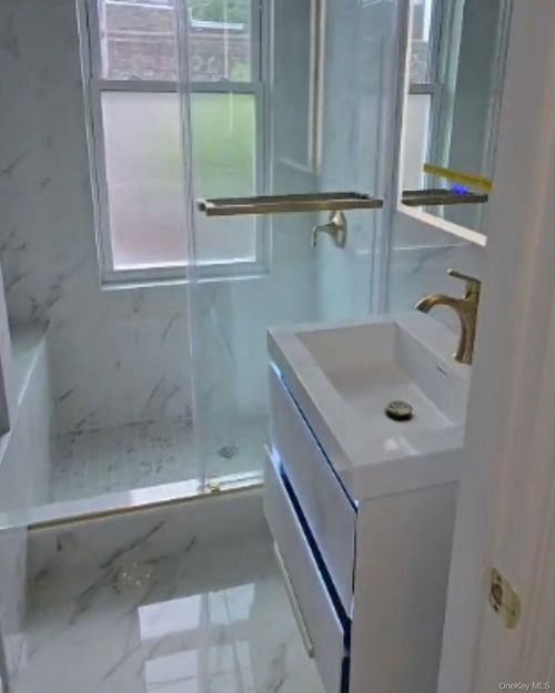 32-53 102 Street, New York, NY, 11369 | Card Image