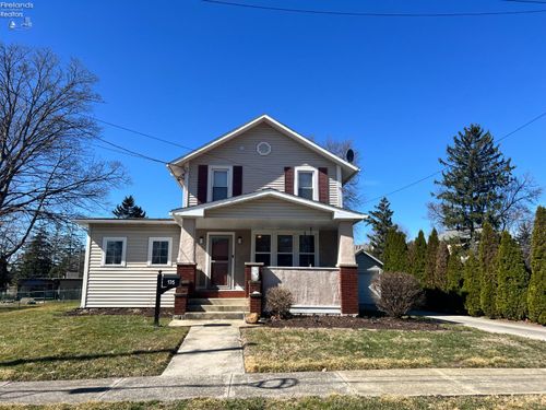 135 Mechanic St, Clyde, OH, 43410-1917 | Card Image