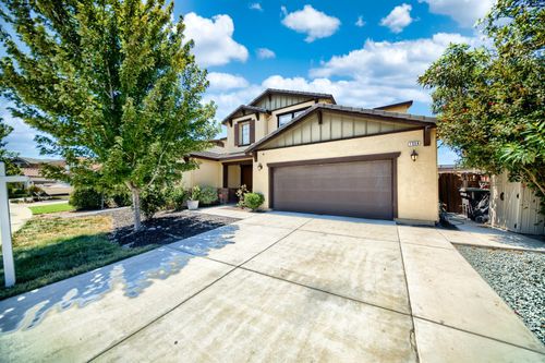 1908 Klamath Ct, Lathrop, CA, 95330-8428 | Card Image