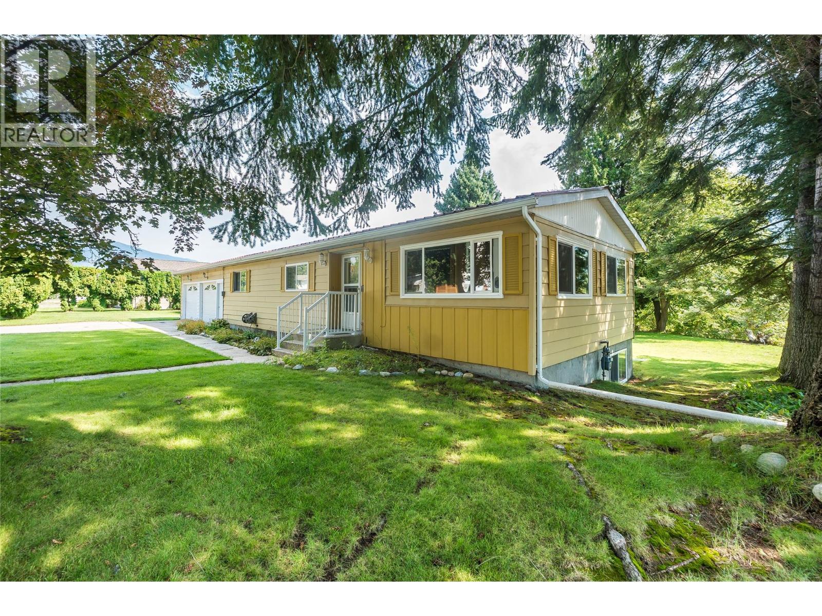 Residential in Castlegar