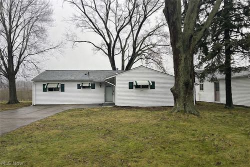 34297 W Point Dr, North Ridgeville, OH, 44039-4102 | Card Image