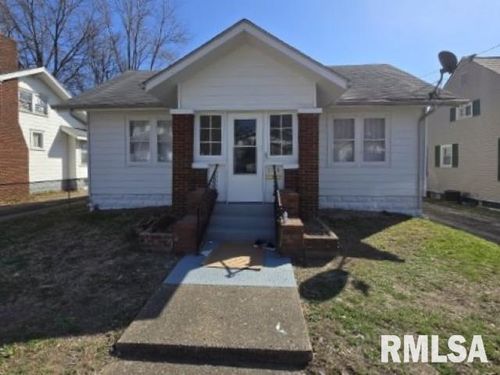 704 S 24th St, Mount Vernon, IL, 62864-3016 | Card Image