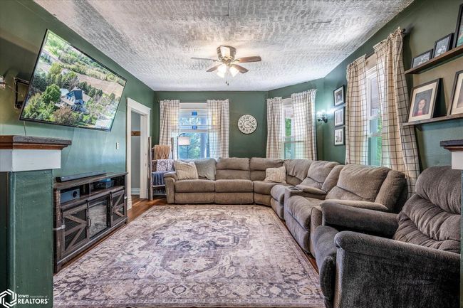 2607 220 Th St, House other with 5 bedrooms, 2 bathrooms and null parking in Logan IA | Image 13