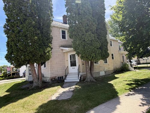 30 E 10th Street, Fond Du Lac, WI, 54935 | Card Image