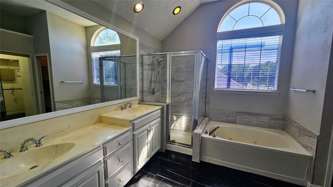 342 Arbor Ct, House other with 3 bedrooms, 3 bathrooms and null parking in Euless TX | Image 15