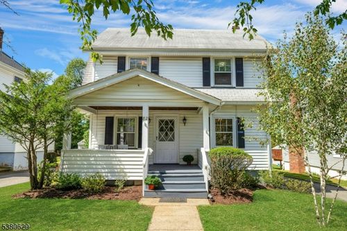 82 Overlook Rd, Cedar Grove, NJ, 07009-2231 | Card Image