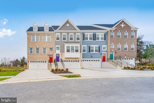 322 Birdie Ct, PIKESVILLE, MD, 21208-1214 | Card Image
