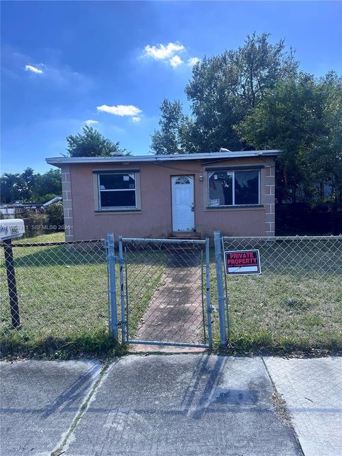 1220 Nw 70th St, Miami, FL, 33147 | Card Image