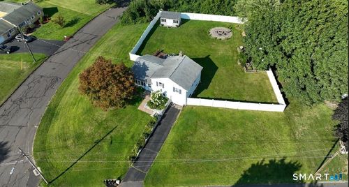 200 Brook St, South Windsor, CT, 06074-1312 | Card Image