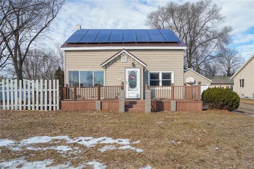 1715 Se 2nd Avenue, Menomonie, WI, 54751 | Card Image