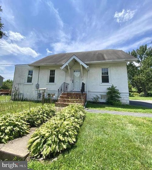 4 Princeton Ave, CLAYMONT, DE, 19703-2607 | Card Image