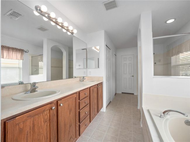 4633 Huron Bay Cir, House other with 4 bedrooms, 2 bathrooms and null parking in Kissimmee FL | Image 26
