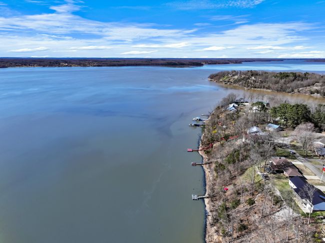 591 Shore Dr, House other with 3 bedrooms, 2 bathrooms and 2 parking in Big Sandy TN | Image 70