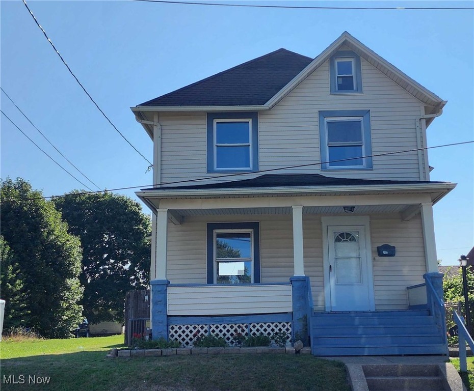 Smith Ave, Canton, OH 44706