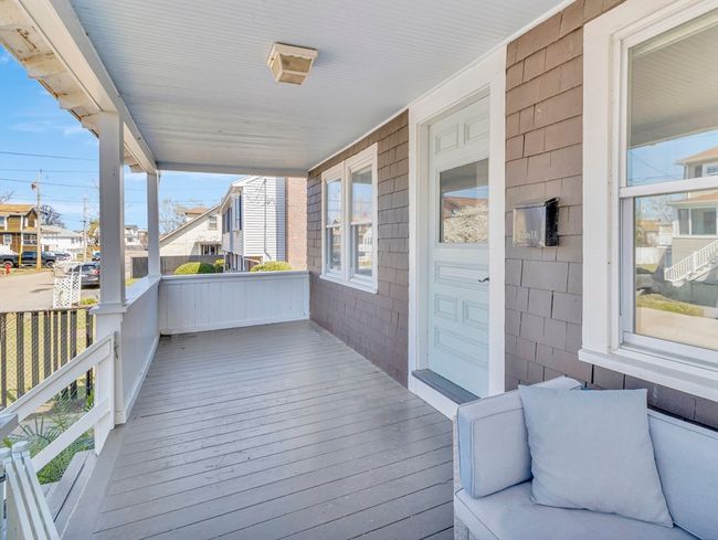 74 Kenberma St, House other with 5 bedrooms, 2 bathrooms and 2 parking in Hull MA | Image 7