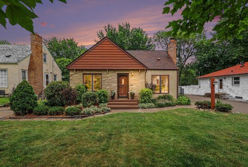 7505 Fremont Ave S, Richfield, MN, 55423-3945 | Card Image