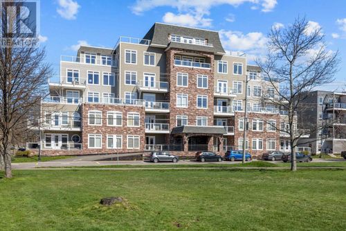 41 Richmond St, Charlottetown, PE, C1A1H6 | Card Image