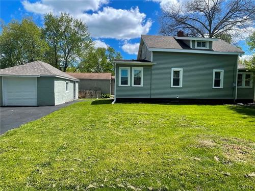 334 Richfield Blvd, Syracuse, NY, 13211-1430 | Card Image