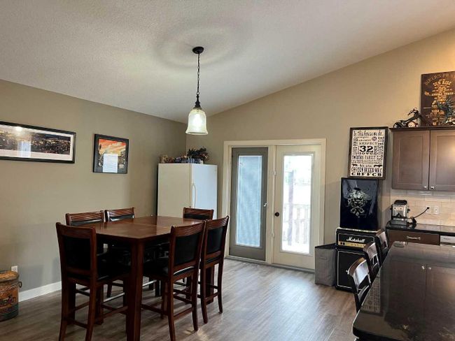 11338 59 Avenue, Home with 3 bedrooms, 2 bathrooms and 4 parking in Grande Prairie AB | Image 10