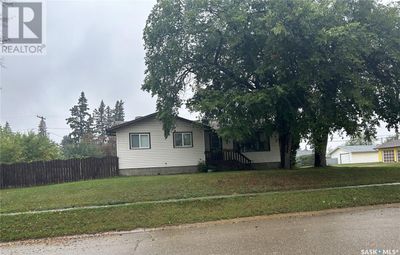 412 2 Ave E, House other with 4 bedrooms, 2 bathrooms and null parking in Shellbrook SK | Image 1