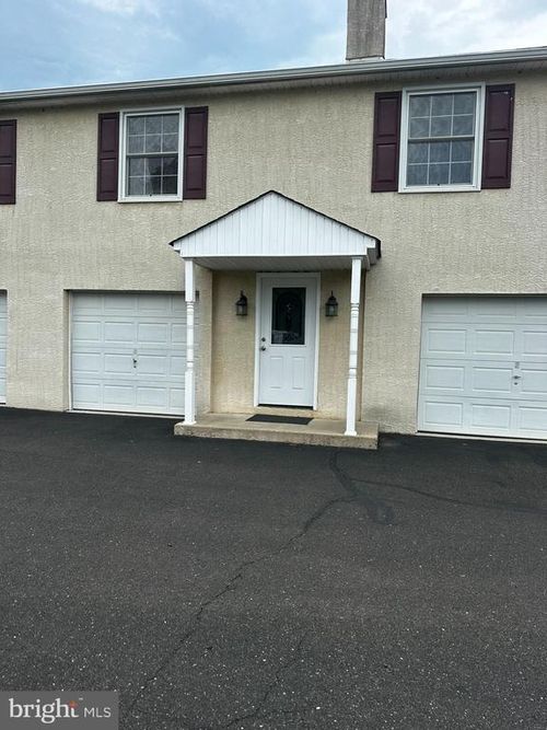 1009 Davis Grove Rd, AMBLER, PA, 19002-1181 | Card Image