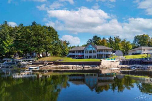 3315 N West Branch Dr, Gladwin, MI, 48624-7100 | Card Image