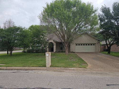 301 Augsburg Ln, College Station, TX, 77845-3937 | Card Image