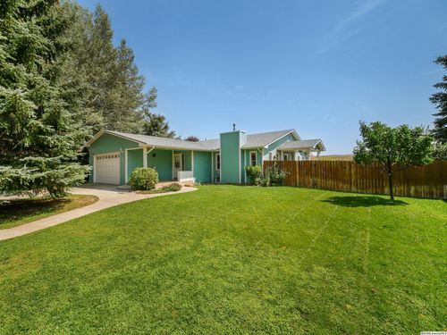 1355 Apache Dr, Laramie, WY, 82072-6966 | Card Image