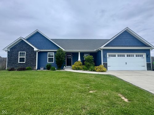 135 Bentley Dr, Crawfordsville, IN, 47933-8318 | Card Image
