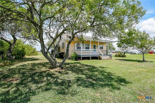 612 Tarpon Dr, Palacios, TX, 77465-1986 | Card Image