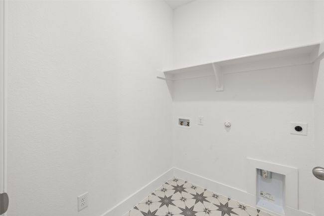 Laundry area featuring hookup for a gas dryer, hookup for a washing machine, electric dryer hookup, laundry area, and light floors | Image 17